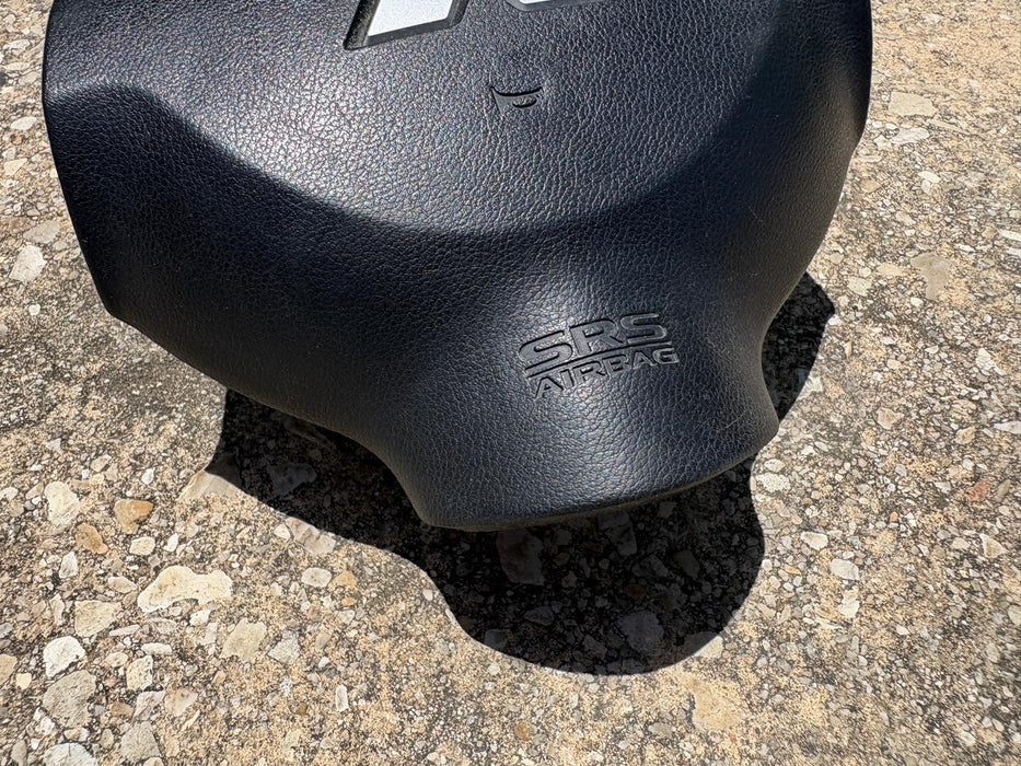 2011, 2012, 2013, 2014, 2015, 2016, 2017, 2018, 2019, 2020 Mitsubishi Outlander Sport Air Bag Driver Steering Wheel Airbag OEM