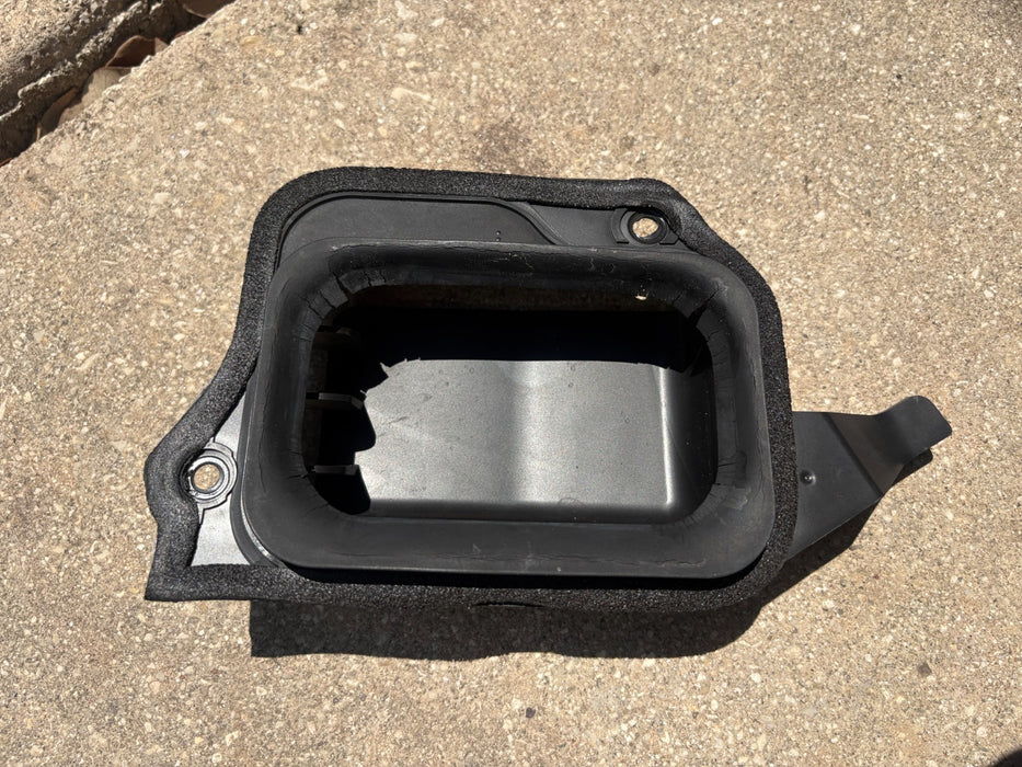 2016 - 2022 HONDA PILOT RIGHT HAND HEATER BOX INLET GROMMET DUCT OEM