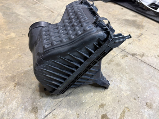 2012-2017 Hyundai Azera 3.3L Air Filter Housing Assembly #28100-3V350 OEM