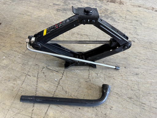 Original, 2017-2025 Volvo S90, V90 Floor Jack 1100 Kg, 364 mm #31471873