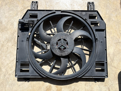 2013-2017 RANGE ROVER 5.0L 4X4 FAN MOTOR RADIATOR OEM CPLA-19E735-AB