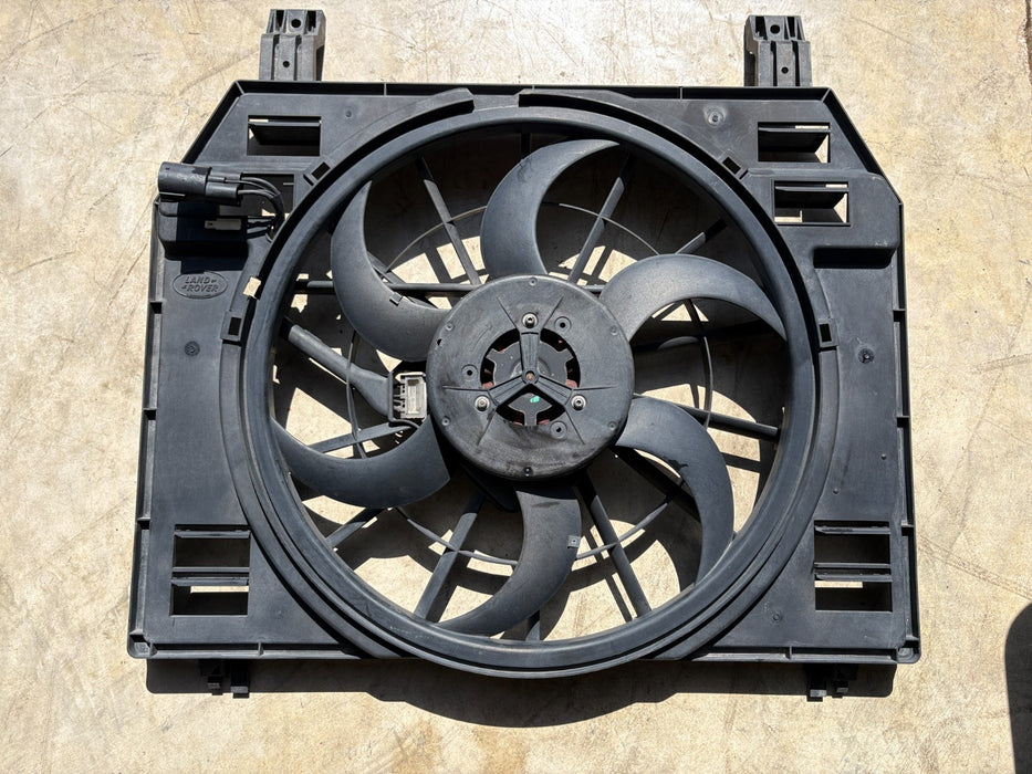 2013-2017 RANGE ROVER 5.0L 4X4 FAN MOTOR RADIATOR OEM CPLA-19E735-AB