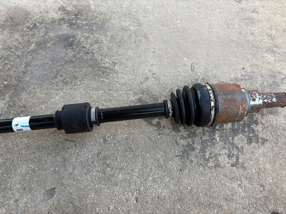 2018-2024 NISSAN KICKS FRONT RIGHT PASSENGER SIDE FWD AXLE SHAFT OEM