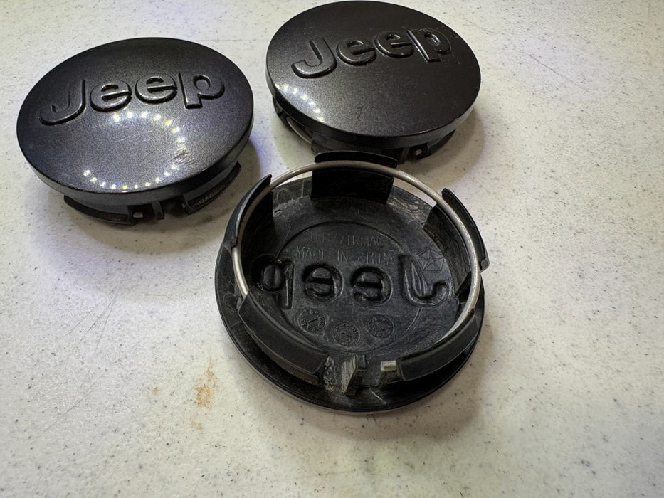 Set of 3 2016 - 2023 Grand Cherokee Wheel Center Cap 1LB77TRMAC OEM