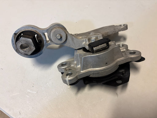 2015-2018 Ford Edge Transmission Upper Mount Support Bracket DP53-7M121-AC OEM