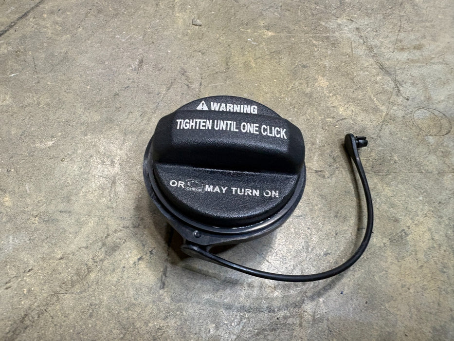 2013 - 2018 HYUNDAI SANTA FE FUEL GAS TANK FILLER CAP, OEM