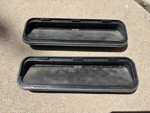 2011-2015 KIA OPTIMA REAR LEFT & RIGHT SIDE QUARTER PANEL PRESSURE VENT GRILLE