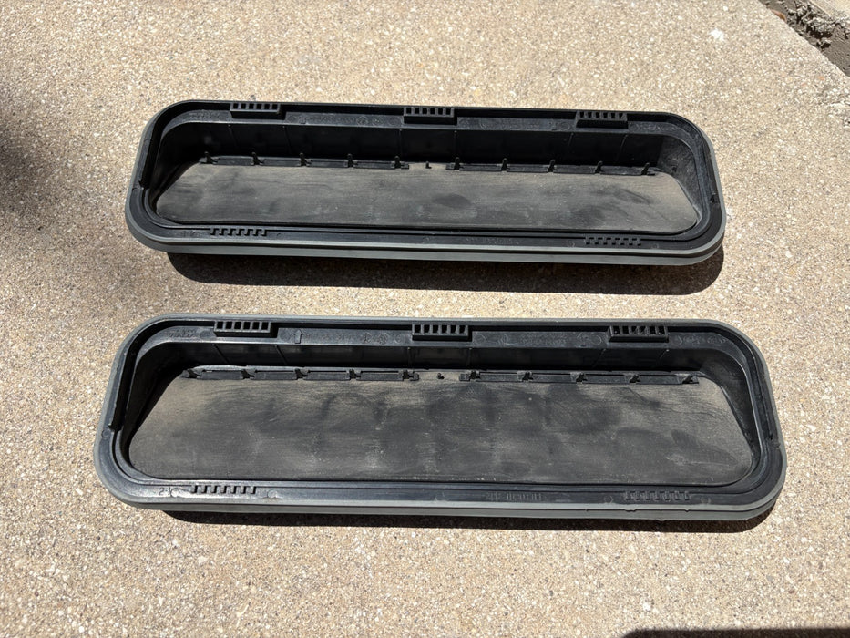 2011-2015 KIA OPTIMA REAR LEFT & RIGHT SIDE QUARTER PANEL PRESSURE VENT GRILLE