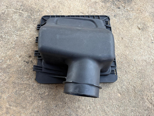 2018 - 2020 FORD F150 3.5L AIR CLEANER FILTER HOUSING UPPER COVER OEM