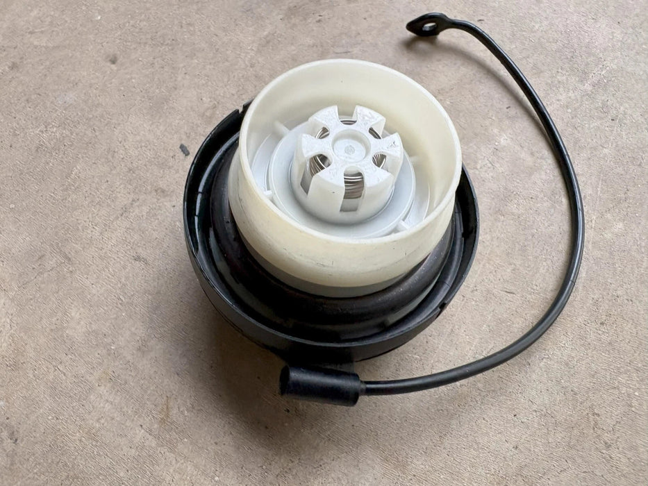 OEM, 2012-2021 Nissan Xterra, Pathfinder, Armada, Frontier Fuel Gas Tank Cap