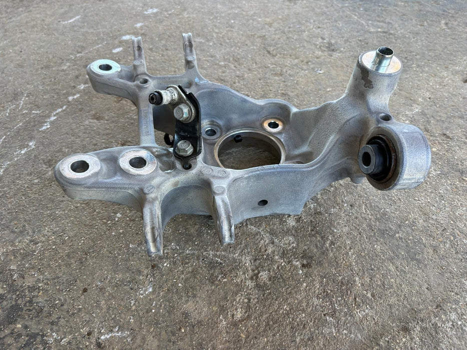 2017-2022 Honda CR-V CRV Rear Right Passenger Knuckle OEM