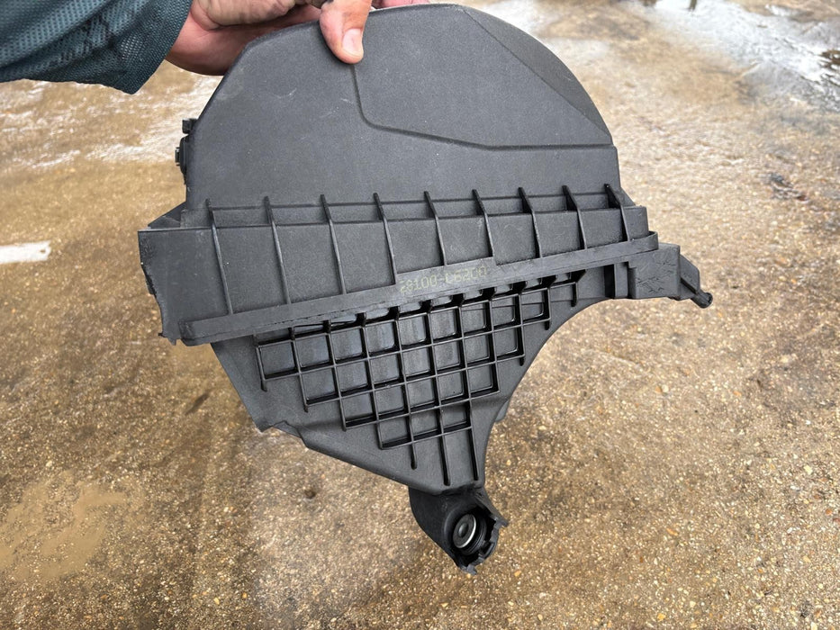 2016, 2017, 2018 Kia Sorento 3.3L Air Cleaner OEM