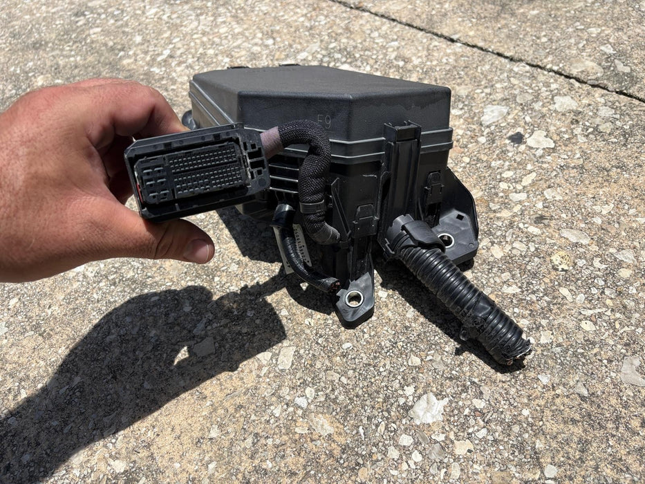 2019 - 2025 Toyota Corolla Fuse Box Engine 2.0L OEM