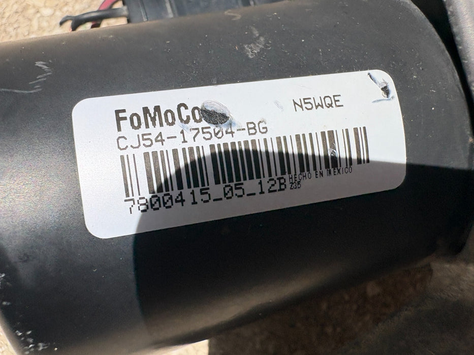 2013-2019 FORD ESCAPE FRONT RIGHT WINDSHIELD WIPER MOTOR CJ5417504BK OEM