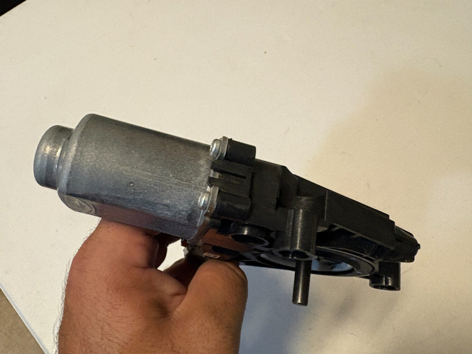 2011-2023 Chrysler 300 Front Right Passenger Power Window Motor OEM