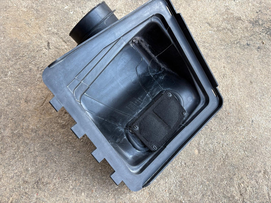 2018 - 2020 FORD F150 3.5L AIR CLEANER FILTER HOUSING UPPER COVER OEM