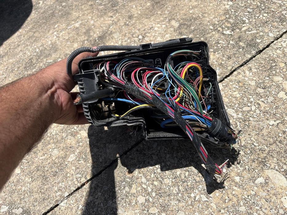 2017-2019 Toyota Highlander Fusebox Fuse Box Relay Module 82644-0E011 OEM