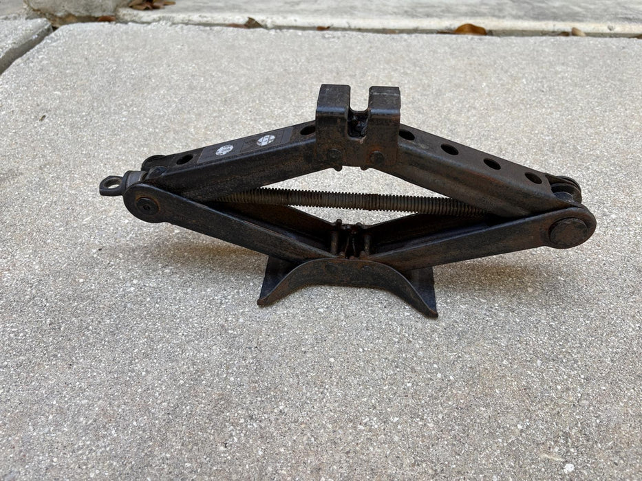 2015 - 2019 SUBARU LEGACY JACK, SPARE WHEEL OEM