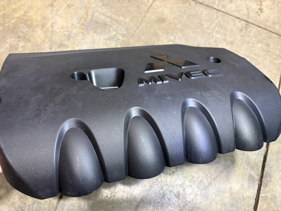 2014-2020 MITSUBISHI OUTLANDER 2.4L ENGINE MOTOR TOP COVER PANEL 1003A211 OEM