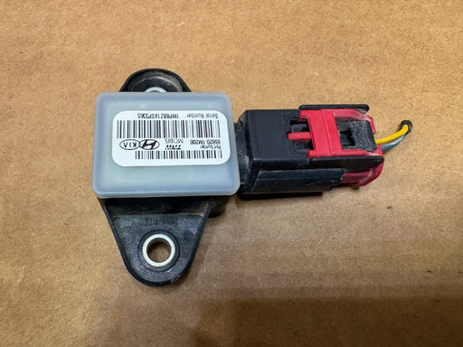 2011-2014 HYUNDAI SONATA HYBRID FRONT LEFT DOOR SENSOR 95920-1M200 OEM