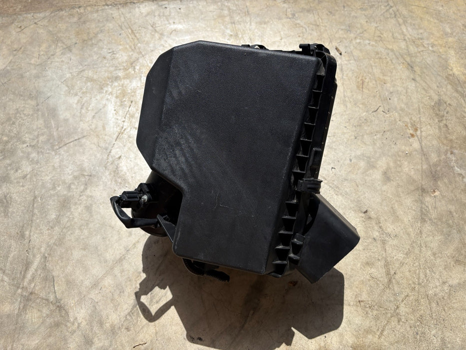 2013-2018 Nissan Altima 2.5L Air Cleaner Intake Filter Box Assembly OEM