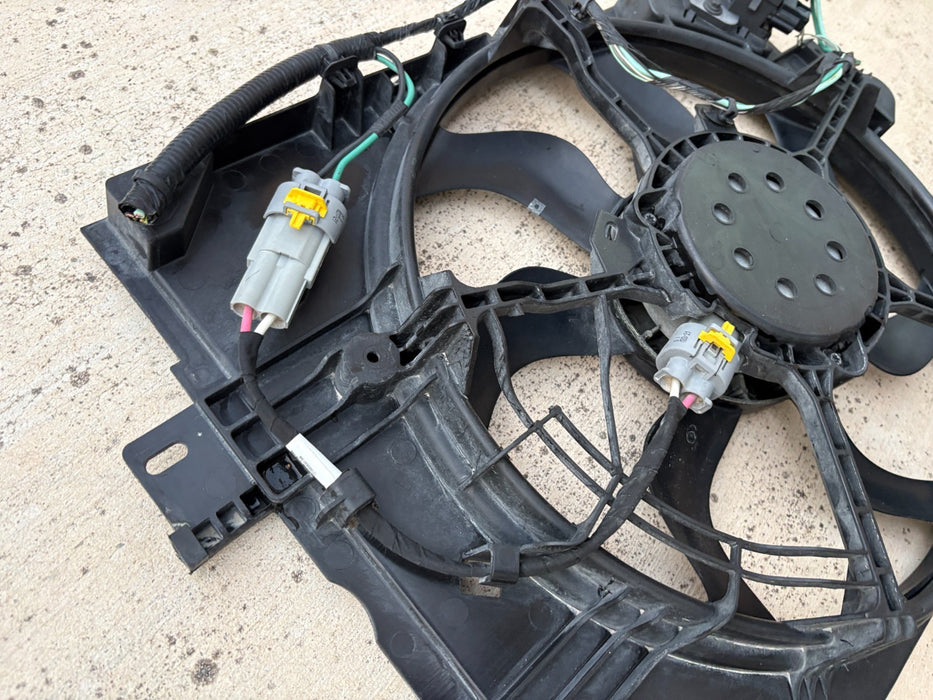 2020 - 2025 Nissan Sentra 2.0L Radiator Fan Motor Assembly OEM