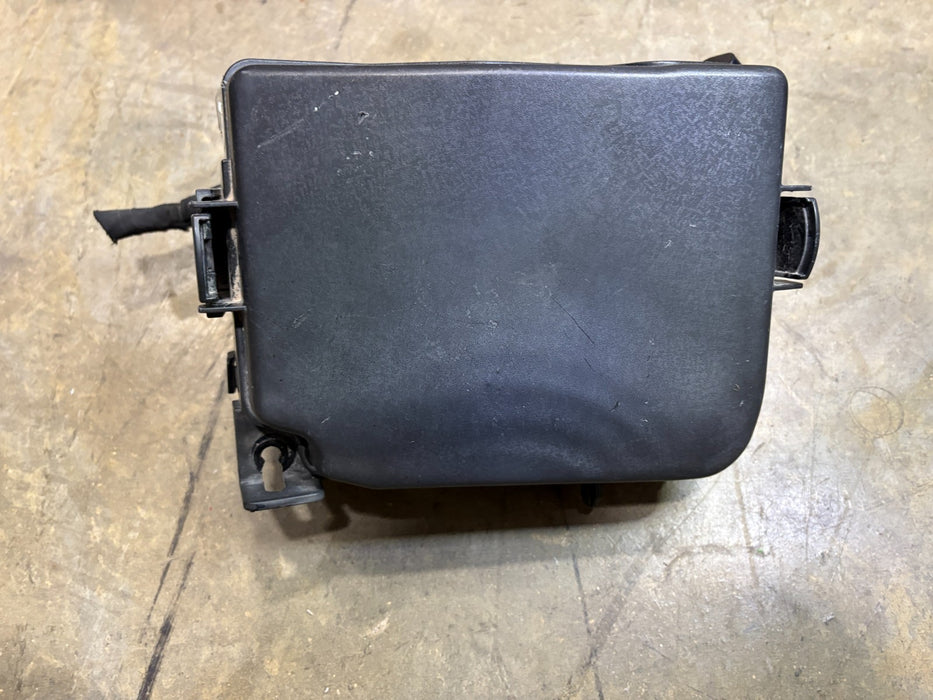 2016-2017 Hyundai Elantra Fusebox Fuse Box Relay Module OEM #91248 A5240A