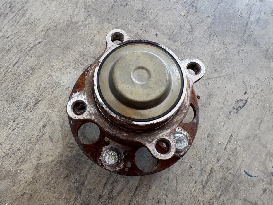 Complete Rear Wheel Bearing and Hub Assembly for 2014-2020 Honda Accord (5 Lugs)