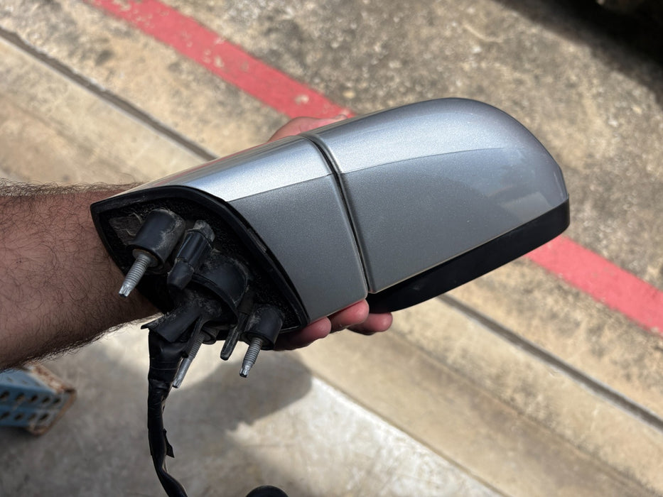 2017 2018 2019 2020 CHEVROLET TRAX RIGHT Door Mirror OEM