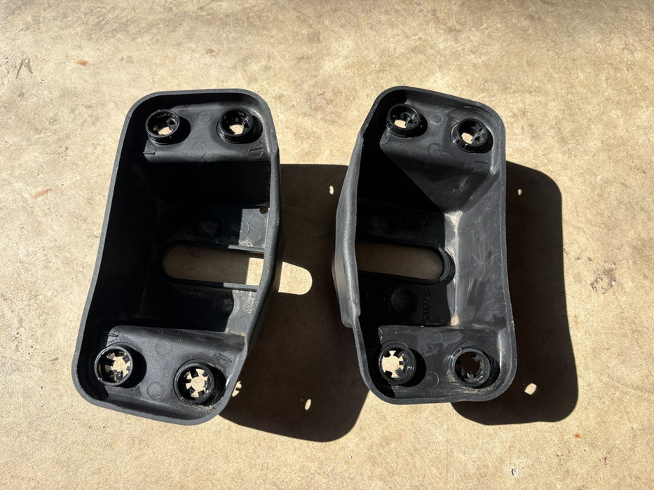 2015-2018 Jeep Renegade Front Hood Latch Protective Cover OEM