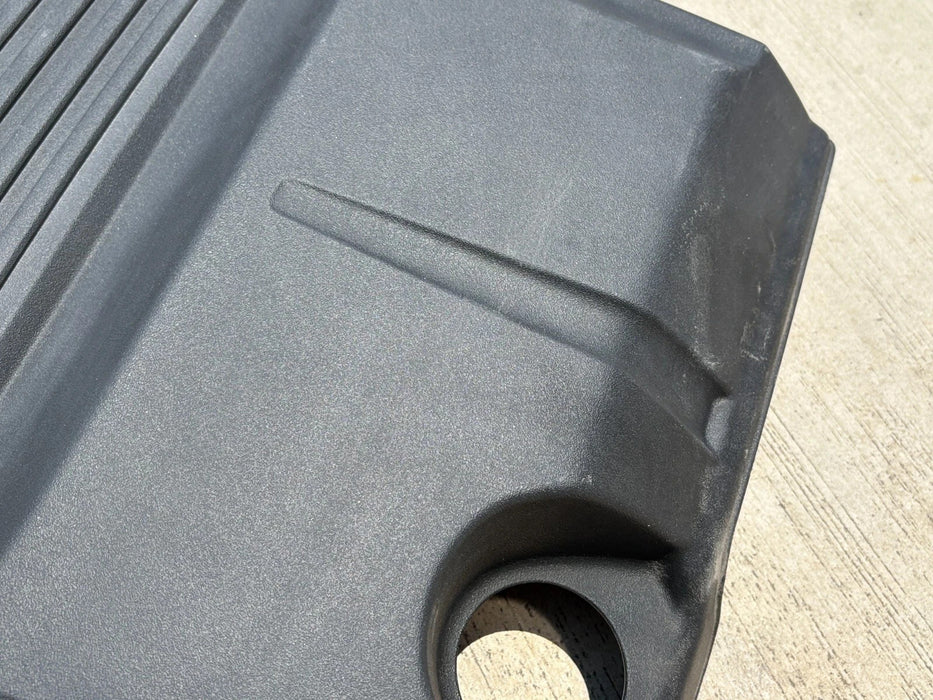 2011, 2012, 2013, 2014, 2015 Dodge Durango V6 3.6L, Engine Upper Cover