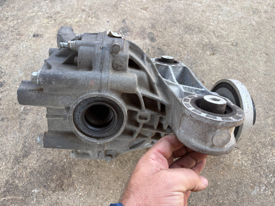 2015 - 2023 DODGE CHALLENGER GT 3.6L REAR AXLE DIFFERENTIAL CARRIER 3.08 OEM