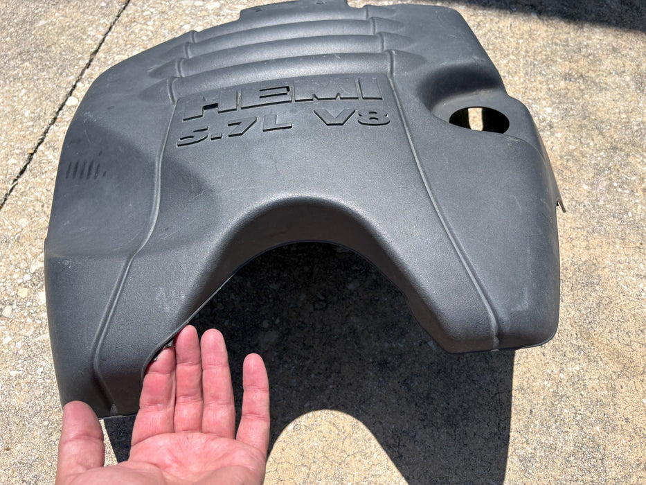 2009-2019 DODGE RAM 1500 5.7L ENGINE COVER 68038749AC OEM