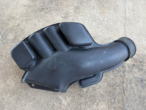 2016-2022 HONDA PILOT ENGINE AIR CLEANER INTAKE RESONATOR GUIDE DUCT OEM