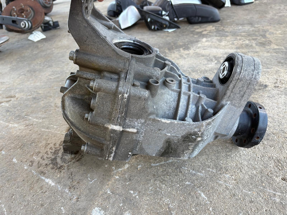 2016 - 2025 DODGE DURANGO 3.6L RWD REAR DIFFERENTIAL AXLE CARRIER OEM