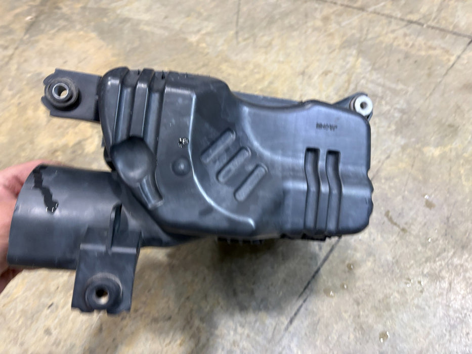 2014-2019 Kia Soul 2.0L Air Cleaner Filter Box Housing OEM