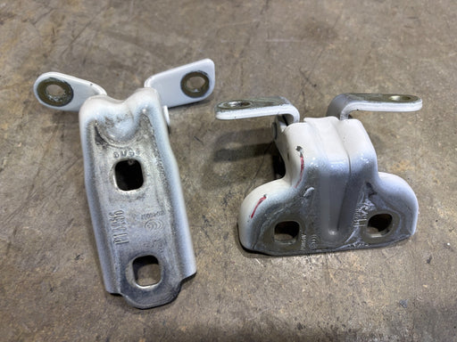 SET OF 2 2010-2017 Chevrolet Equinox Rear Left LH Door Hinge OEM