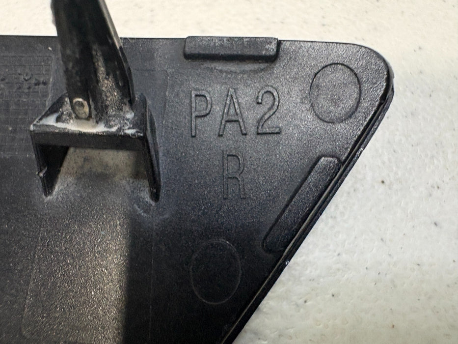 2015-2018 AUDI Q3 RIGHT SIDE HEADLIGHT WASHER COVER CAP 8U0955276H
