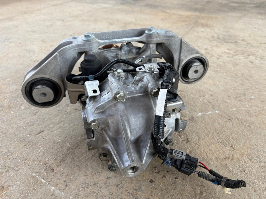 2017 - 2022 Honda CR-V CRV 1.5L Rear Carrier Assembly OEM