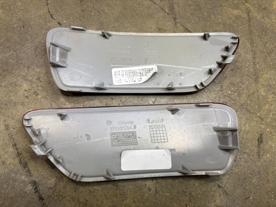 Set of 2 2011-2022 Jeep Grand Cherokee Left & Right Rear Bumper Reflector OEM