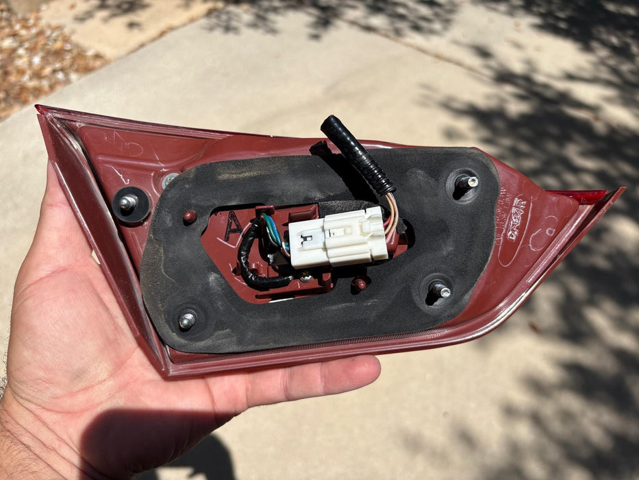 2014 2015 2016 2017 Infiniti Q50 Tail Light Inner Right Passenger OEM