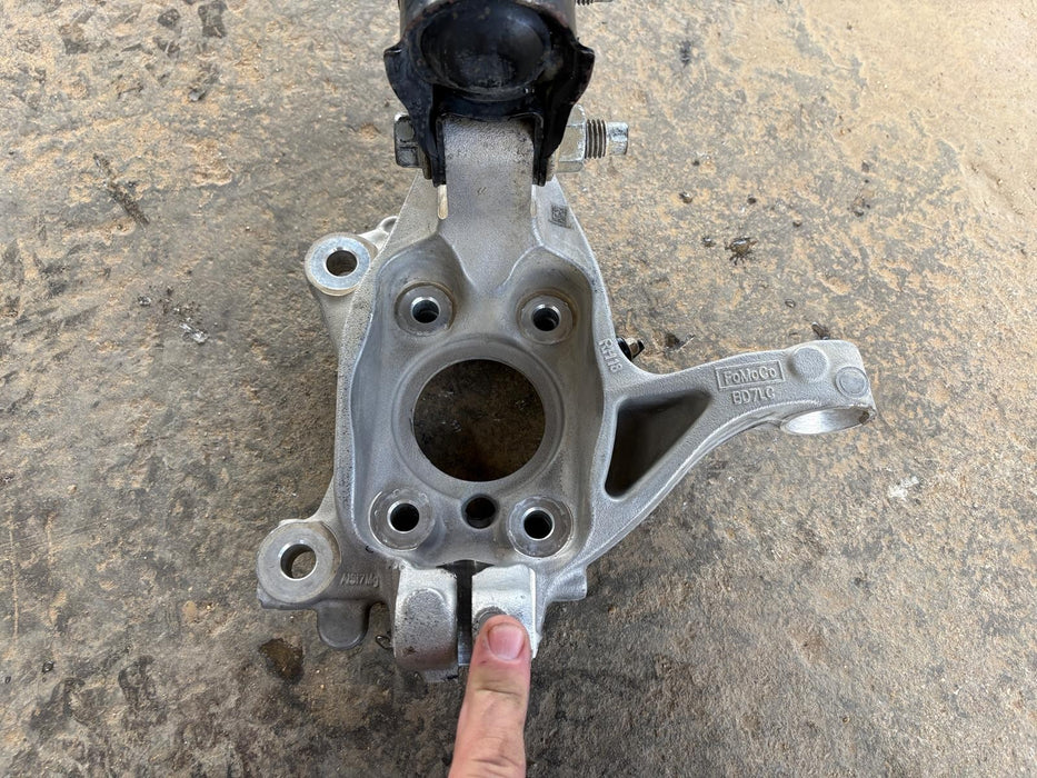 2019 - 2024 Ford Edge 2.0L Passenger Right Front Knuckle OEM