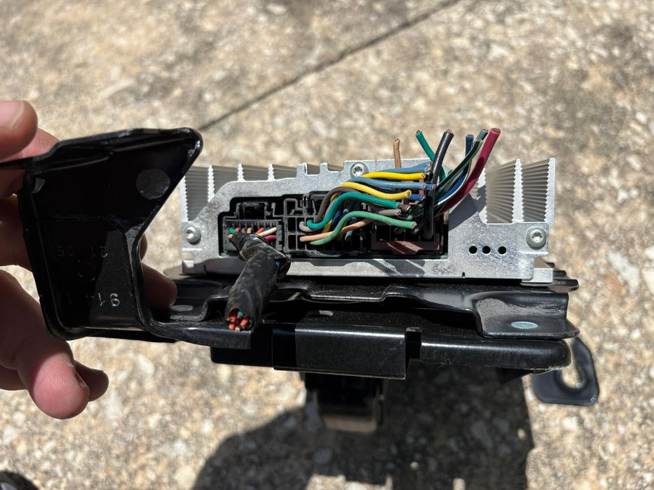 2010-2012 Buick LaCrosse Fuel Pump Flow Control Module Unit 20850927 OEM