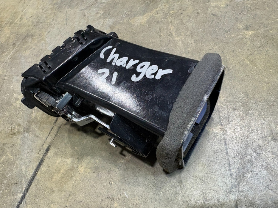 2019 - 2023 DODGE CHARGER DASH LEFT SIDE OUTER AIR VENT 1VM59DX9AC OEM