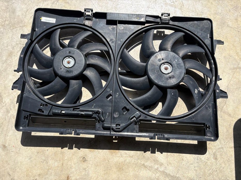 2016-2018 AUDI Q3 2.0L TURBO RADIATOR FAN MOTOR 8K0121003AG OEM