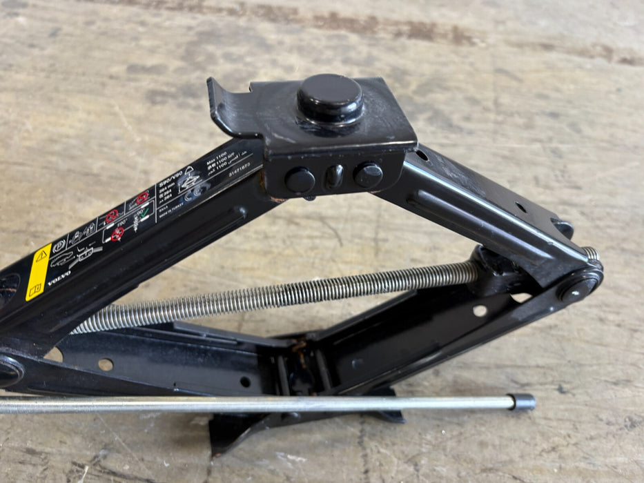 Original, 2017-2025 Volvo S90, V90 Floor Jack 1100 Kg, 364 mm #31471873