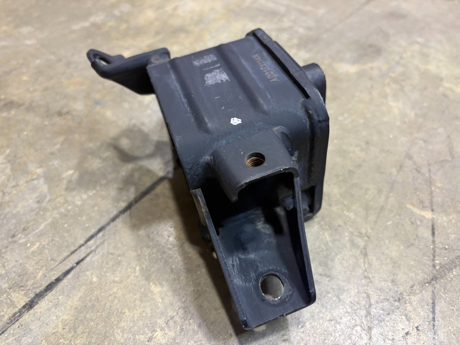 2017-2018 Kia Forte Left Auto Transmission Mount 21830A7300 OEM