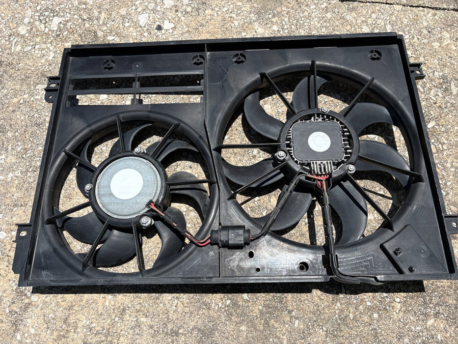 2009 - 2017 Volkswagen Cc Engine Radiator Cooling Fan Motor OEM