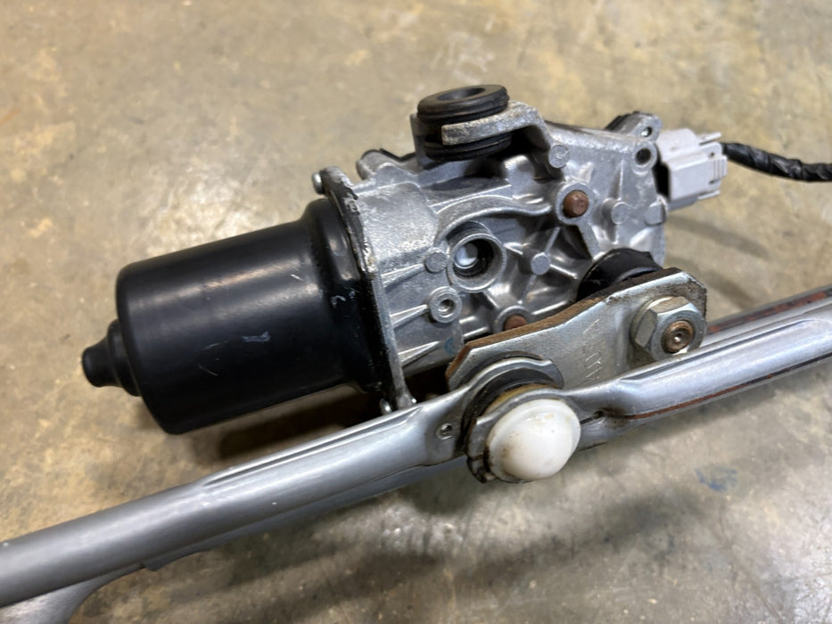 2014-2018 Mazda 3 Front Windshield Wiper Linkage with Motor 4826C052 OEM