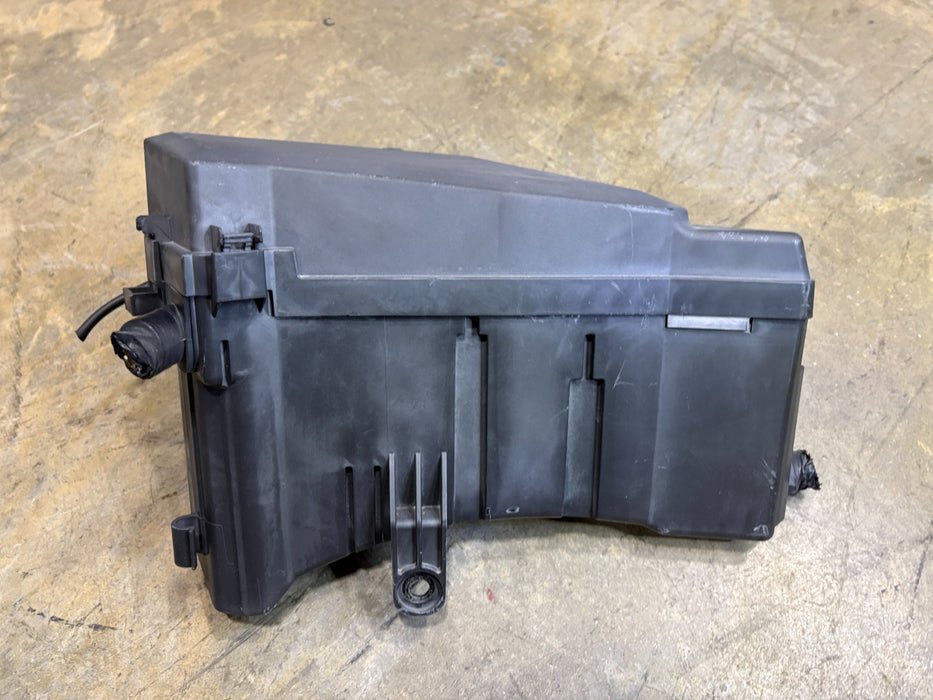 2013-2014 Subaru XV Engine Relay Fuse Box & Cover Lid OEM